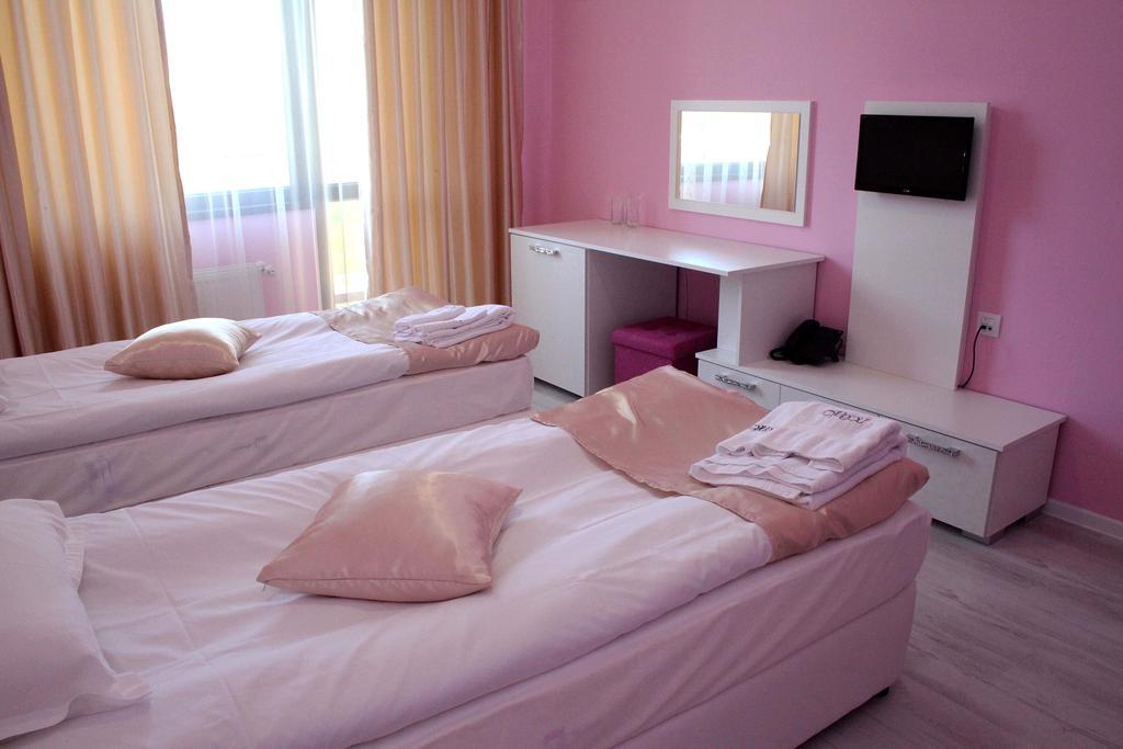 Incanto Family Hotel Sevlievo Exteriér fotografie
